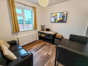 Guest suite in private part of house NITB approved, own entrance